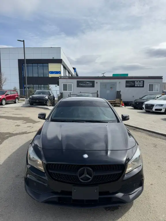 2017 Mercedes-Benz CLA250 4MATIC : No Reported Accidents - Photo 2