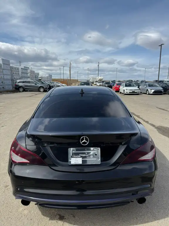 2017 Mercedes-Benz CLA250 4MATIC : No Reported Accidents - Photo 5