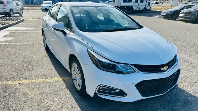2017 Chevrolet Cruze 4dr Sdn 1.4L LT w/1SD