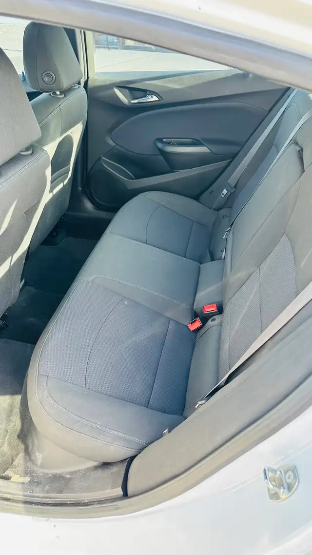 2017 Chevrolet Cruze 4dr Sdn 1.4L LT w/1SD - Photo 7