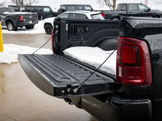2026 Ram 2500 Laramie - Photo 9