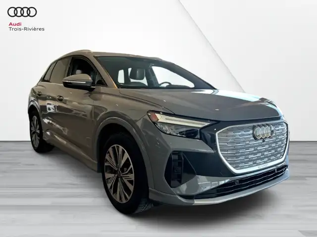 2024 Audi Q4 e-tron Premium w/55