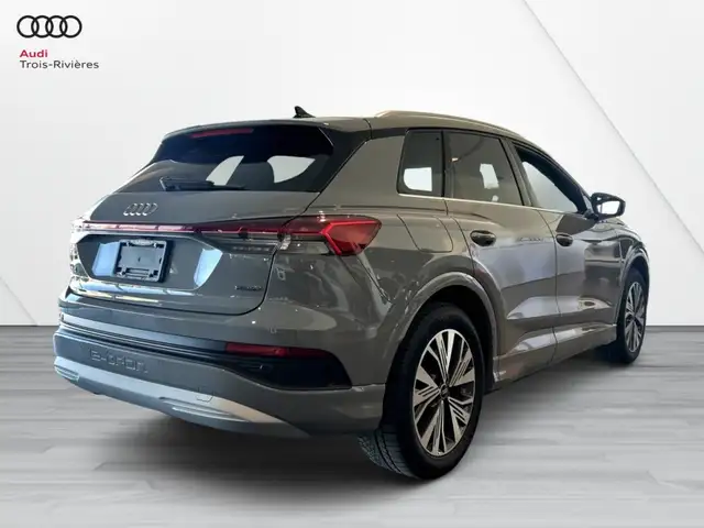 2024 Audi Q4 e-tron Premium w/55 - Photo 3