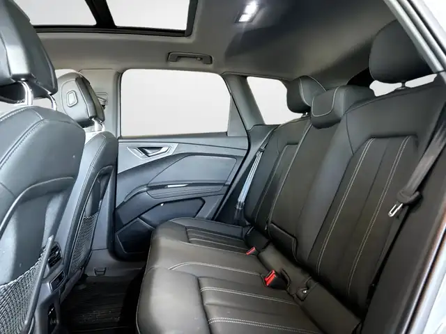 2024 Audi Q4 e-tron Premium w/55 - Photo 19