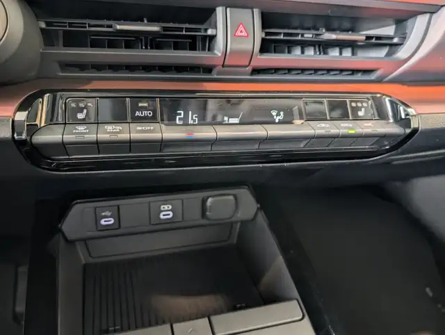 2024 Toyota Prius SE PHEV, 1 Propriét - Photo 12