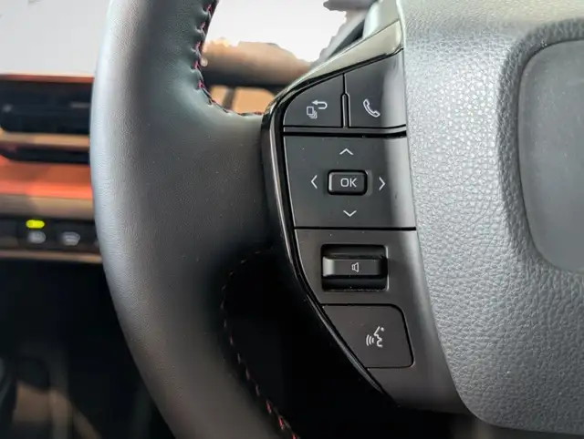 2024 Toyota Prius SE PHEV, 1 Propriét - Photo 17