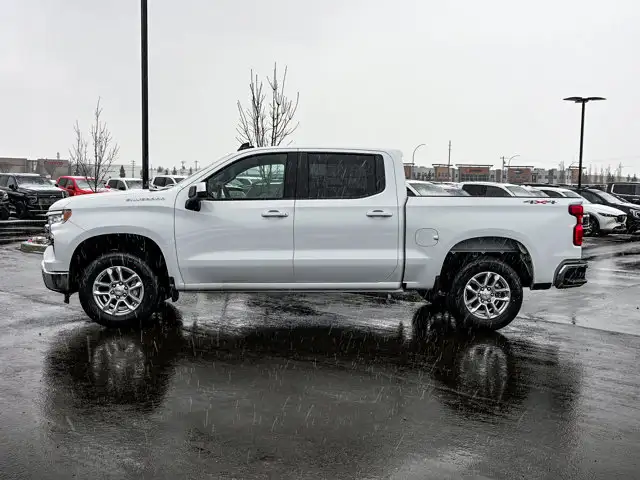 2026 Chevrolet Silverado 1500 LT - Photo 10