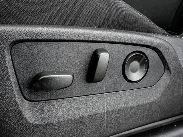 2026 Chevrolet Silverado 1500 LT - Photo 17