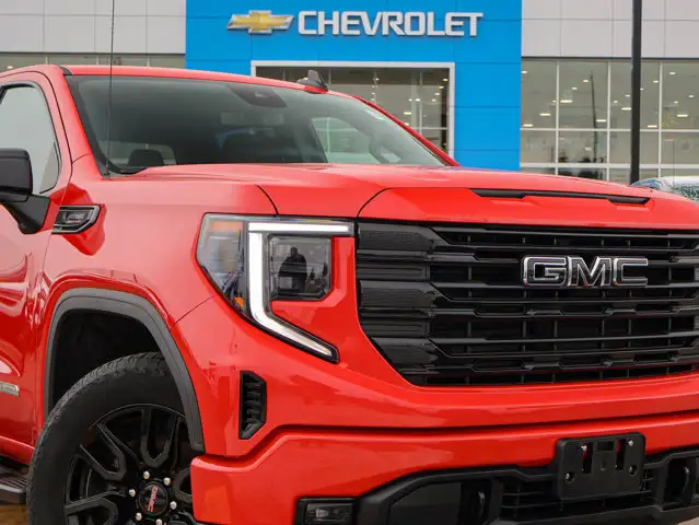 2024 GMC Sierra 1500 Elevation Black Package 3.0L Duramax X31 - Photo 15