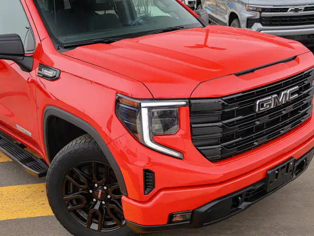 2024 GMC Sierra 1500 Elevation Black Package 3.0L Duramax X31 - Photo 16