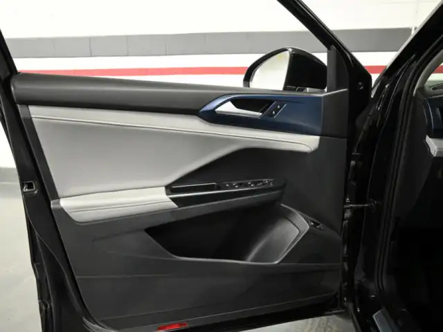 2024 Volkswagen Taos Comfortline No Accident PanoRoof Remote Sta - Photo 11