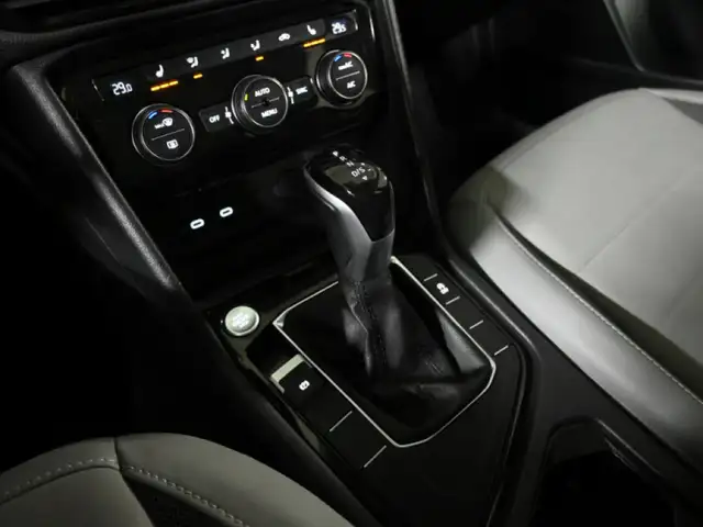 2024 Volkswagen Taos Comfortline No Accident PanoRoof Remote Sta - Photo 20