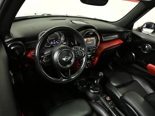 2018 MINI 3 Door Cooper S Leather Panoramic Roof Heated Seats - Photo 10