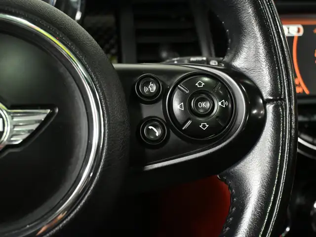 2018 MINI 3 Door Cooper S Leather Panoramic Roof Heated Seats - Photo 15