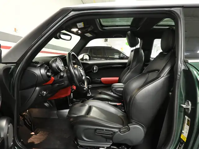 2018 MINI 3 Door Cooper S Leather Panoramic Roof Heated Seats - Photo 20