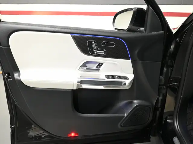 2022 Mercedes-Benz GLB 250 4MATIC No Accident AMG 360CAM Navigat - Photo 11