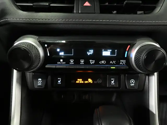 2024 Toyota RAV4 LE No Accident Radar Cruise Lane Assist Blind S - Photo 19