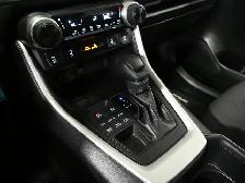 2024 Toyota RAV4 LE No Accident Radar Cruise Lane Assist Blind S - Photo 20