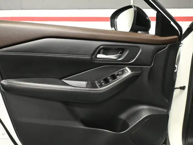 2023 Nissan Rogue SV Midnight Edition Leather 360CAM Panoramic R - Photo 11