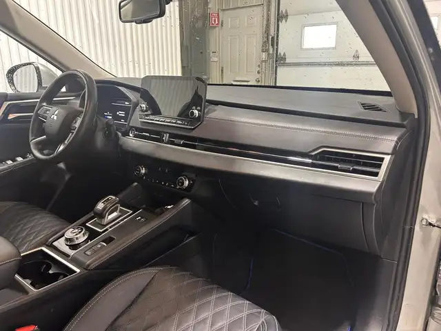 Mitsubishi Outlander PHEV Sel S-Awc 7 2023 à vendre - Photo 22