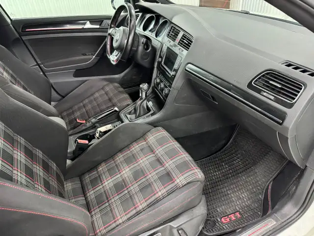 Volkswagen Golf GTI Auto Gps Mags Toit 2017 a vendre - Photo 24