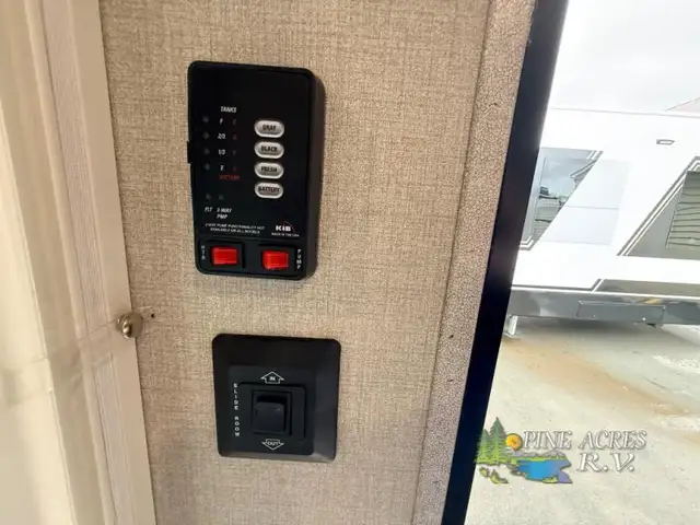 2019 Keystone RV Hideout 272LHS - Photo 10