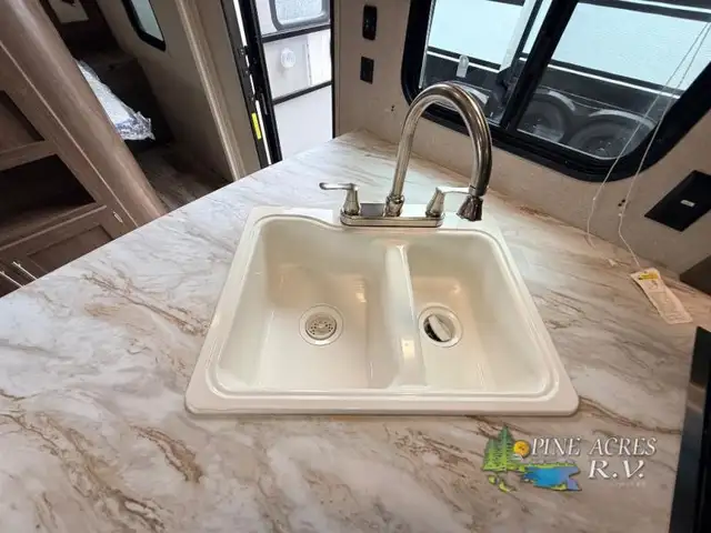 2019 Keystone RV Hideout 272LHS - Photo 14