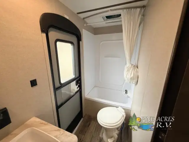 2019 Keystone RV Hideout 272LHS - Photo 24