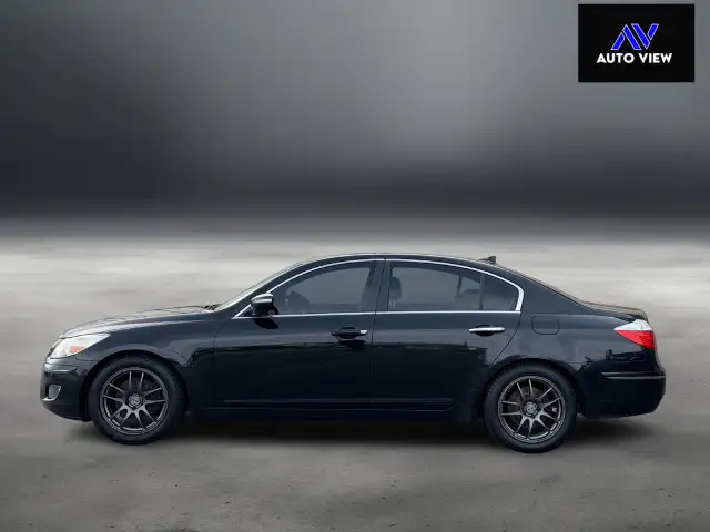 2010 Hyundai Genesis w/Technology Pkg DEALER SERVICED - Photo 9