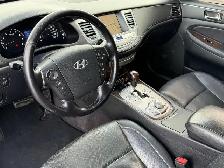 2010 Hyundai Genesis w/Technology Pkg DEALER SERVICED - Photo 17