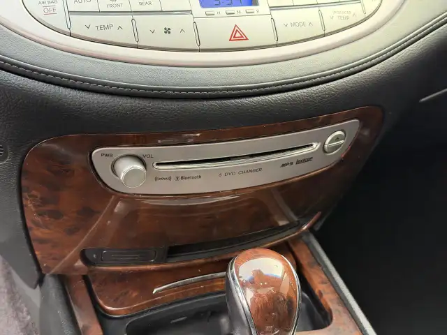 2010 Hyundai Genesis w/Technology Pkg DEALER SERVICED - Photo 23