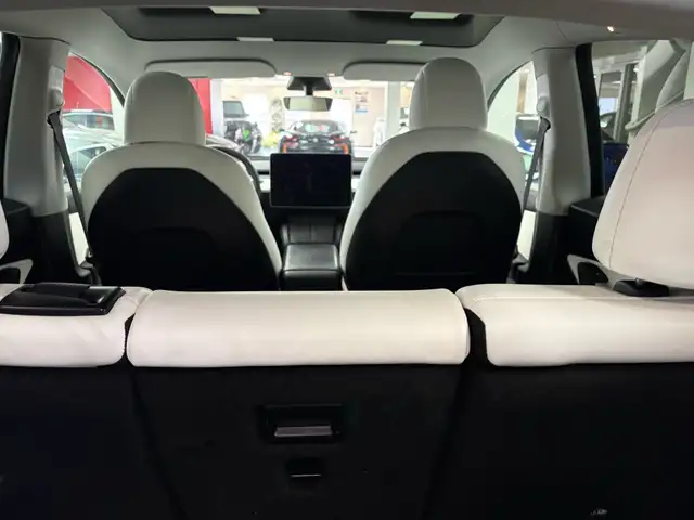 2021 Tesla Model Y Performance AWD - Photo 17
