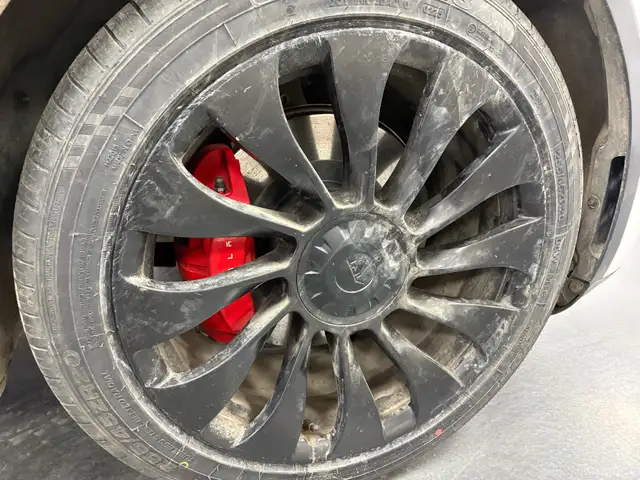 2021 Tesla Model Y Performance AWD - Photo 29