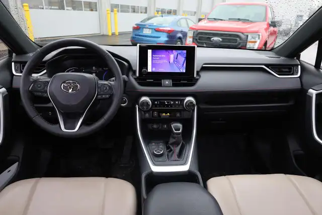 2024 Toyota RAV4 PRIME SE AWD - PLUG-IN HYBRID|SUNROOF|BLINDSPOT - Photo 11