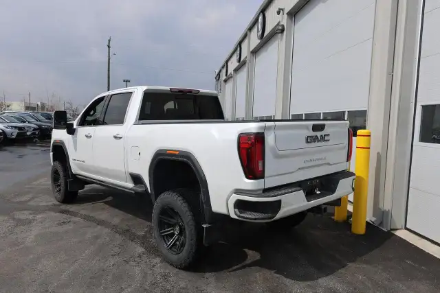 2022 GMC Sierra 3500 Denali 6.6L DuraMax - Photo 4
