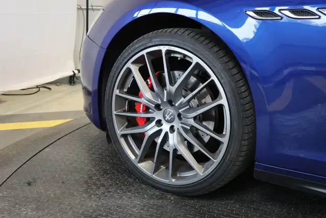 2017 Maserati Ghibli S Q4 - BACKUP|NAVI|BLINDSPOT|SPORT.EXHAUST - Photo 8