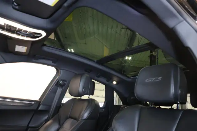 2018 Porsche Macan GTS - PANO|NAVI|CAMERA|BLINDSPOT - Photo 9