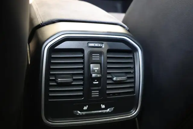 2018 Porsche Macan GTS - PANO|NAVI|CAMERA|BLINDSPOT - Photo 12