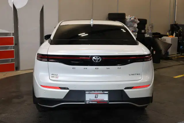 2023 Toyota Crown LIMITED AWD HYBRID - PANO|NAVI|CAMERA|BLINDSPO - Photo 5