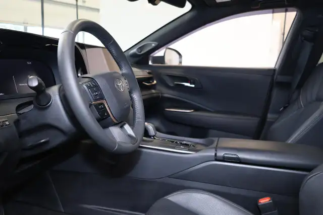 2023 Toyota Crown LIMITED AWD HYBRID - PANO|NAVI|CAMERA|BLINDSPO - Photo 7