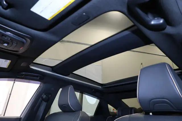 2023 Toyota Crown LIMITED AWD HYBRID - PANO|NAVI|CAMERA|BLINDSPO - Photo 9