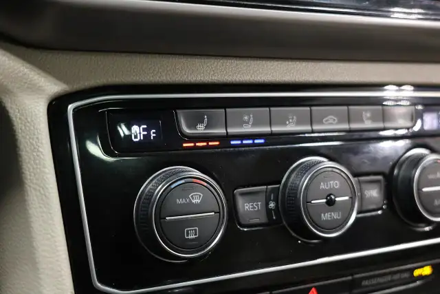 2021 Volkswagen Atlas R-LINE V6 AWD - PANO|NAVI|CAMERA|BLINDSPOT - Photo 20