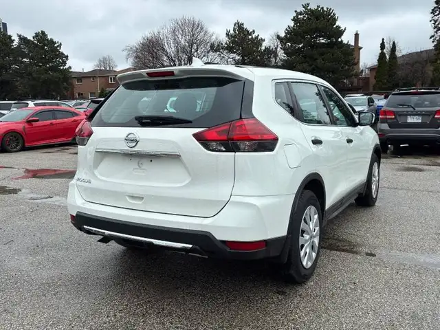 2017 NISSAN ROGUE S | LOW KMS | CLEAN CARFAX - Photo 5