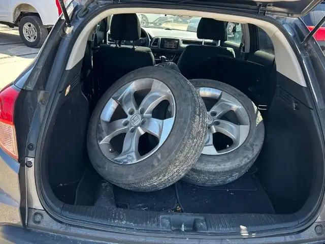 2018 HONDA HR-V EX PKG | 1 OWNER | CLEAN CARFAX - Photo 9