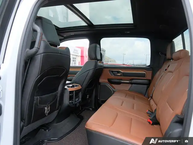 2022 RAM 1500 LONGHORN | PANO | HUD | 360 CAM | HEMI V8 | TECH! - Photo 28