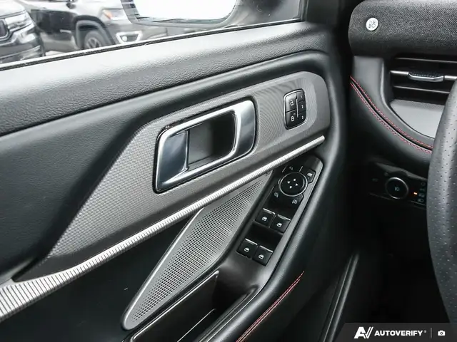 2025 Ford Explorer ST | AWD | PANO | 360 CAM | LEATHER | NAV | T - Photo 17
