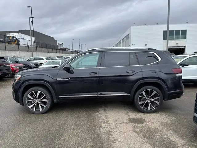 2025 Volkswagen Atlas Execline - Photo 2