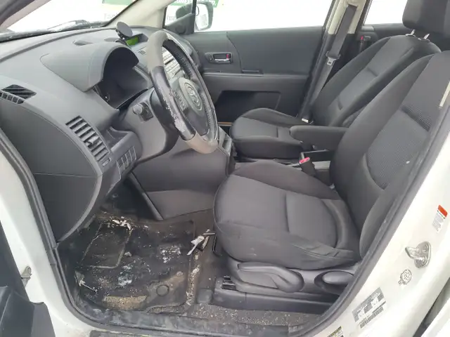 2010 Mazda Mazda5 - Photo 13