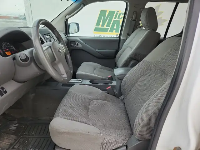 2011 Nissan Frontier - Photo 13