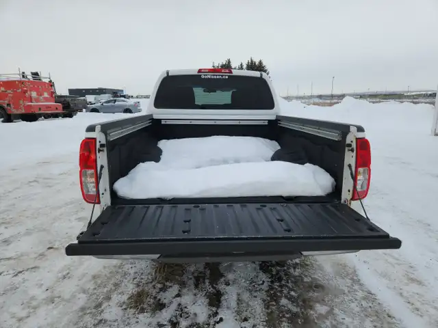 2011 Nissan Frontier - Photo 15